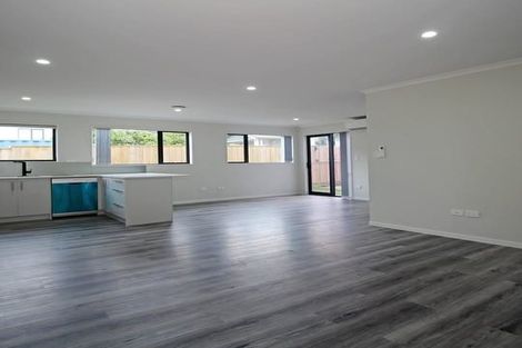 Photo of property in 3/42 Great South Road, Manurewa, Auckland, 2102