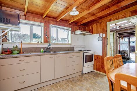 Photo of property in 4 Otanga Street, Dannevirke, 4930