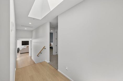 Photo of property in 6 Round Hill Rise, Cracroft, Christchurch, 8022