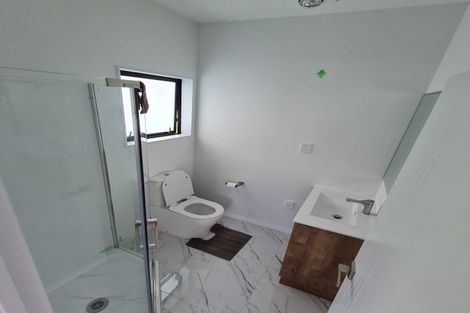 Photo of property in 5 Kawariki Road, Helensville, 0800