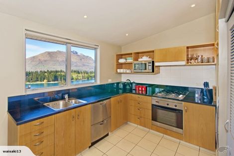 Photo of property in 7 Earnslaw Terrace, Queenstown, 9300
