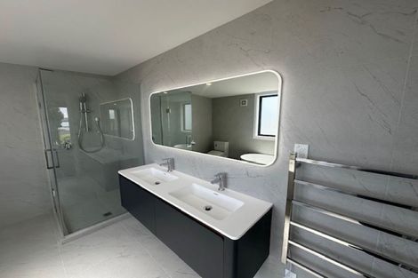 Photo of property in 35b Clyside Avenue, Half Moon Bay, Auckland, 2012