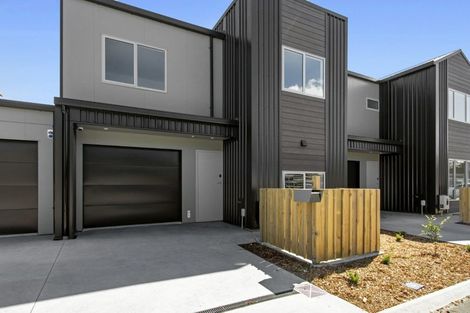 Photo of property in 4 Selkirk Lane, Hamilton Lake, Hamilton, 3204