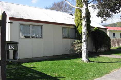 Photo of property in 15 Russell Street, Waterloo, Lower Hutt, 5011