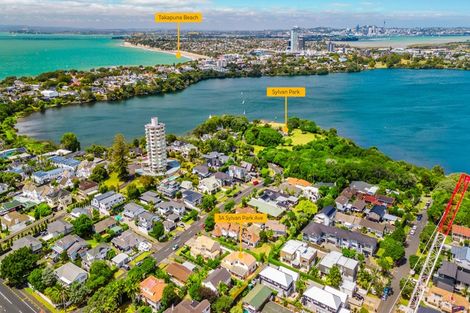 Photo of property in 1/3 Sylvan Park Avenue, Milford, Auckland, 0620