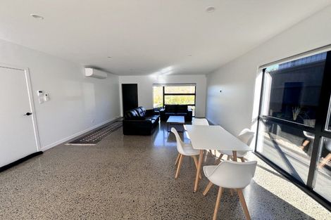 Photo of property in 43 Kikorangi Drive, Wainui, Silverdale, 0992