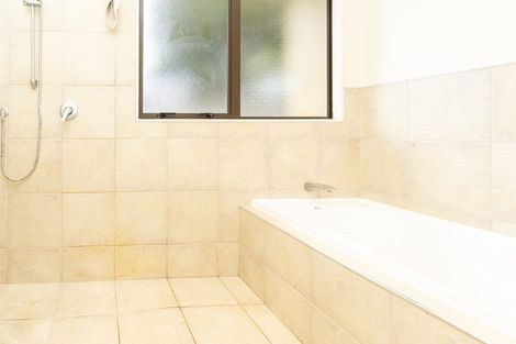 Photo of property in 16 Grasmere Court, Huntington, Hamilton, 3210