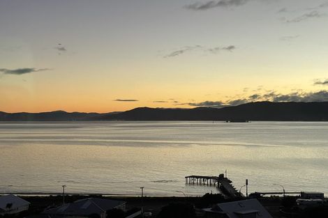 Photo of property in 15 Pinelands Avenue, Seatoun, Wellington, 6022