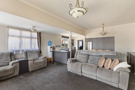 Photo of property in 9 Parris Street, Moturoa, New Plymouth, 4310