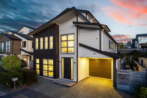 Photo of property in 6 Turutu Place, Long Bay, Auckland, 0630