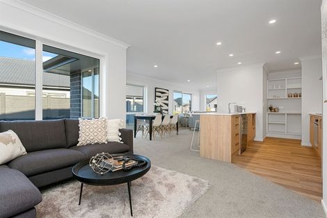 Photo of property in 24 Ruru Street, Cambridge, 3434