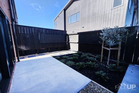 Photo of property in 8 Rahopuru Road, Westgate, 0614