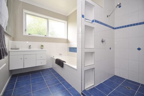 Photo of property in 4202a/2 Great North Road, Glendene, Auckland, 0602