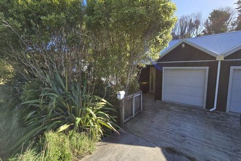 Photo of property in 263 Middleton Road, Glenside, Wellington, 6037