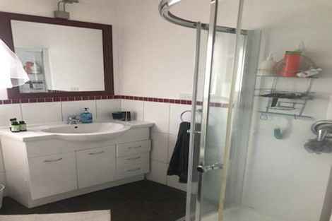 Photo of property in 7 Frosses Place, Massey, Auckland, 0614