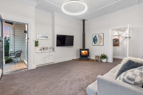 Photo of property in 72 Hargest Crescent, Saint Clair, Dunedin, 9012