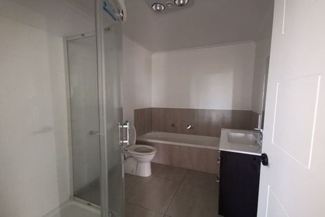 Photo of property in 159 Keri Vista Rise, Papakura, 2110