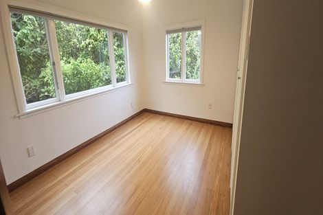 Photo of property in 8 Trelissick Crescent, Ngaio, Wellington, 6035