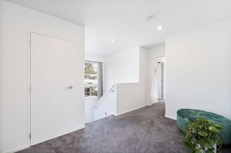 Photo of property in 1a Miro Street, New Lynn, Auckland, 0600