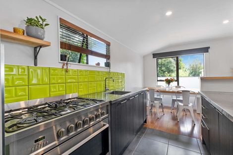 Photo of property in 2/10 Jarrah Place, Massey, Auckland, 0614