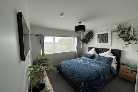 Photo of property in 1 Pleasant Road, Glen Eden, Auckland, 0602