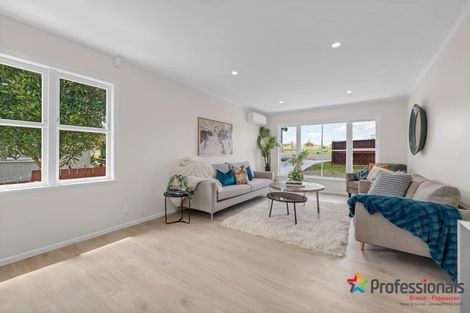 Photo of property in 27 Takanini Road, Takanini, 2112
