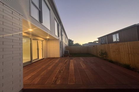 Photo of property in 3/50 Marine Parade, North New Brighton, Christchurch, 8083