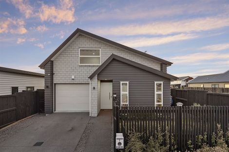 Photo of property in 7 Lavinias Way, Chartwell, Hamilton, 3210