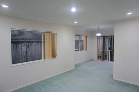 Photo of property in 7 Mullagh Place, East Tamaki Heights, Auckland, 2016