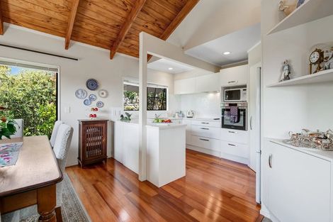 Photo of property in 1/8 Rifleman Rise, Unsworth Heights, Auckland, 0632