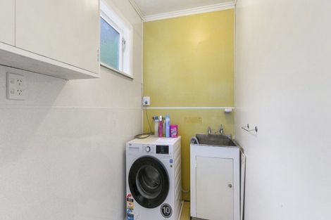 Photo of property in 133 Newlands Road, Newlands, Wellington, 6037