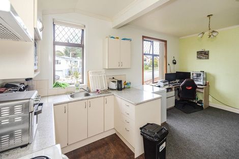 Photo of property in 15 Kelvin Street, South Hill, Oamaru, 9400