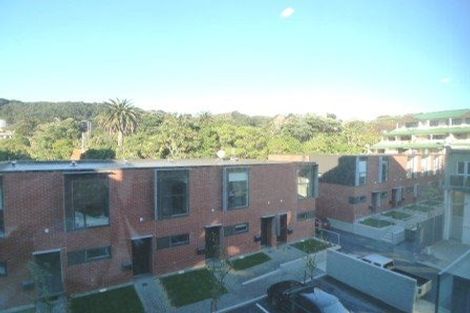 Photo of property in Nouvo Apartments, 3i/21 Rugby Street, Mount Cook, Wellington, 6021