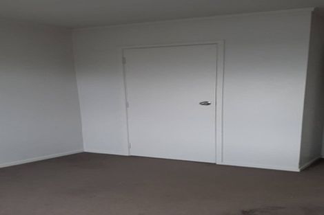 Photo of property in 2/127 Portage Road, New Lynn, Auckland, 0600