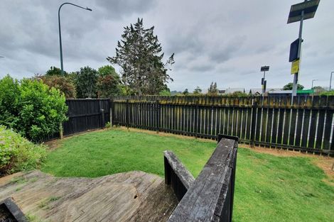 Photo of property in 488 Swanson Road, Ranui, Auckland, 0612