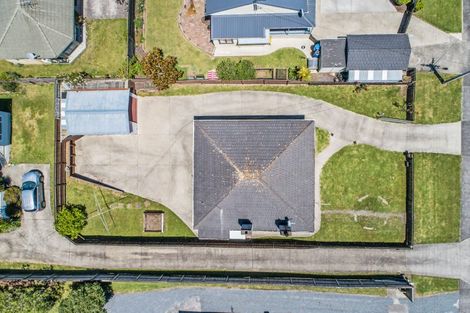 Photo of property in 15 Howden Street, Waiuku, 2123