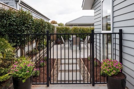 Photo of property in 46 Peppertree Glade, Kelvin Grove, Palmerston North, 4414