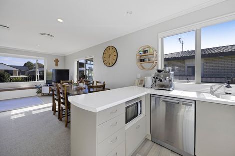 Photo of property in 134 Regan Street, Stratford, 4332