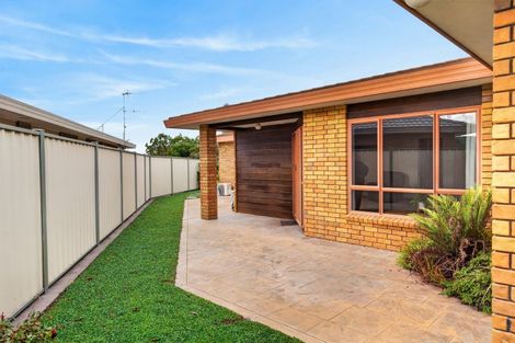 Photo of property in 6 Cheval Place, Taradale, Napier, 4112