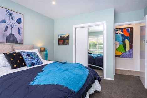 Photo of property in 10 Ladbrokes Place, Fendalton, Christchurch, 8052