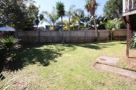 Photo of property in 13 Montclair Rise, Browns Bay, Auckland, 0630