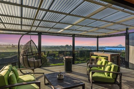 Photo of property in 48 Estuary View Road, Welcome Bay, Tauranga, 3112