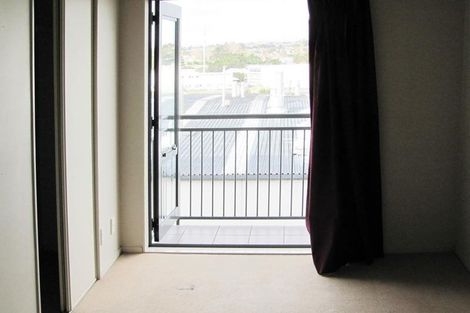 Photo of property in 10d Crown Lynn Place, New Lynn, Auckland, 0600