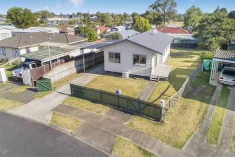 Photo of property in 22 Cottingham Crescent, Mangere East, Auckland, 2024