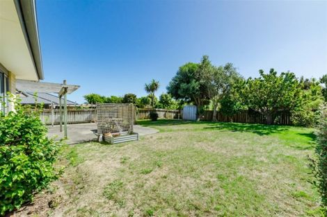 Photo of property in 87 Makarini Street, Paraparaumu, 5032