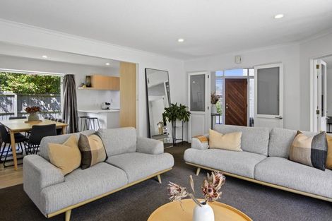 Photo of property in 19 Innisfree Place, Northwood, Christchurch, 8051