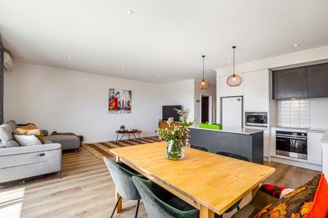 Photo of property in 32 Marine Parade, Hobsonville, Auckland, 0616