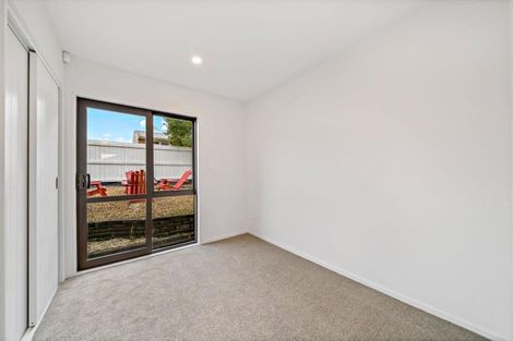 Photo of property in 456a West Coast Road, Glen Eden, Auckland, 0602