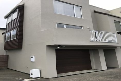 Photo of property in 42u4 Hoover Street, Brooklyn, Wellington, 6021