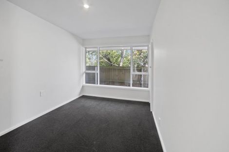 Photo of property in 2/60 Grahams Road, Burnside, Christchurch, 8041